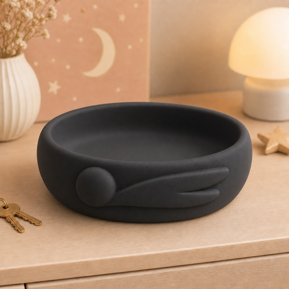 Comet Key Bowl, Pastel Catchall Dish, Celestial Entryway Decor Gift — Black color variant