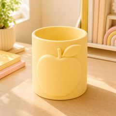 Yellow colorway scene