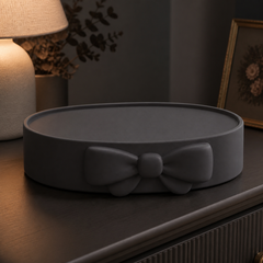 Black colorway scene