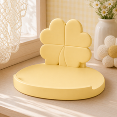 Yellow colorway scene