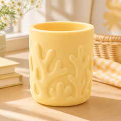 Yellow colorway scene