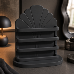Black colorway scene