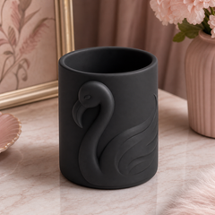 Black colorway scene