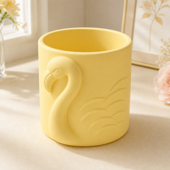 Yellow colorway scene