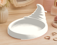 White colorway scene