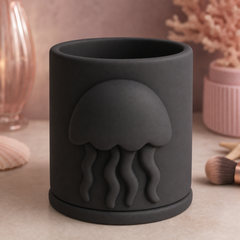 Black colorway scene