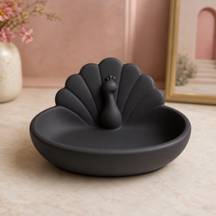 Black colorway scene