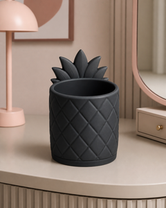 Black colorway scene