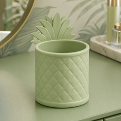 Green colorway scene