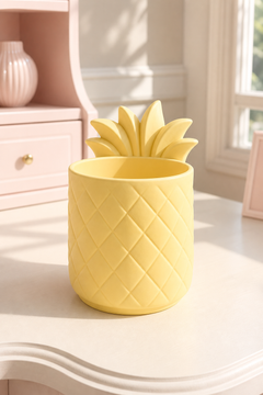 Yellow colorway scene