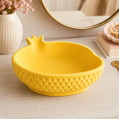Yellow colorway scene