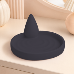 Black colorway scene