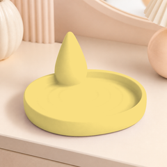Yellow colorway scene