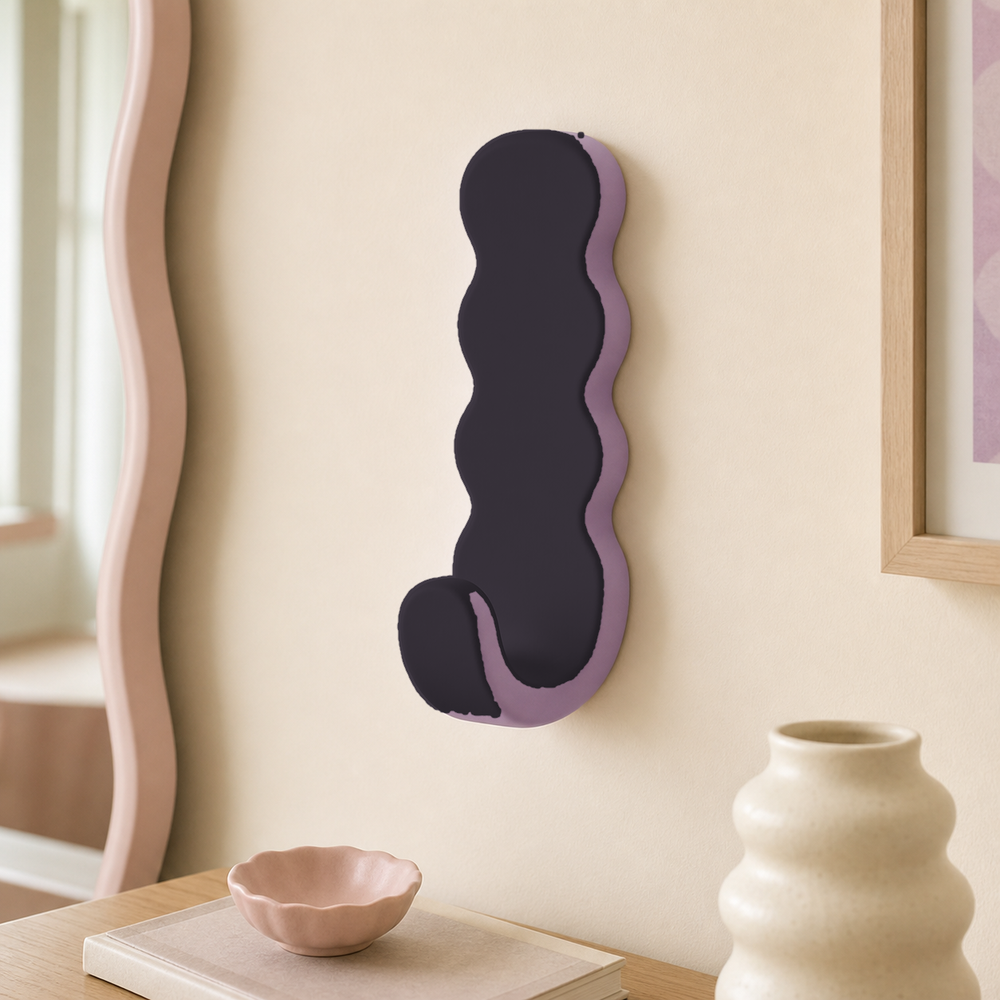 Squiggle Key Hook, Pastel Retro Wall Peg, Cute Entryway Jewelry Decor — Black color variant