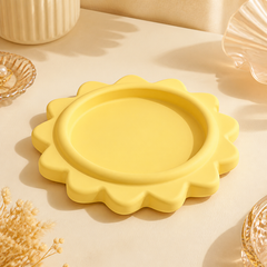 Yellow colorway scene