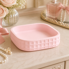 Pink colorway scene