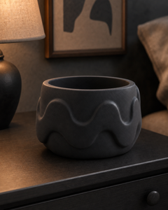 Black colorway scene