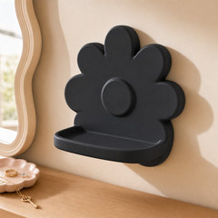 Black colorway scene