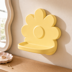Yellow colorway scene