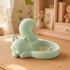 Green colorway scene