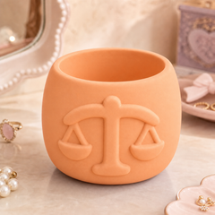 Orange colorway scene