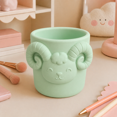 Green colorway scene