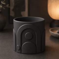 Black colorway scene