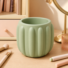 Green colorway scene