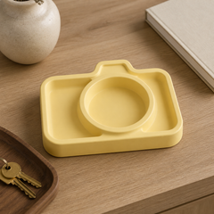 Yellow colorway scene