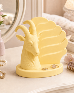 Yellow colorway scene