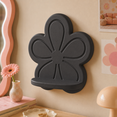 Black colorway scene