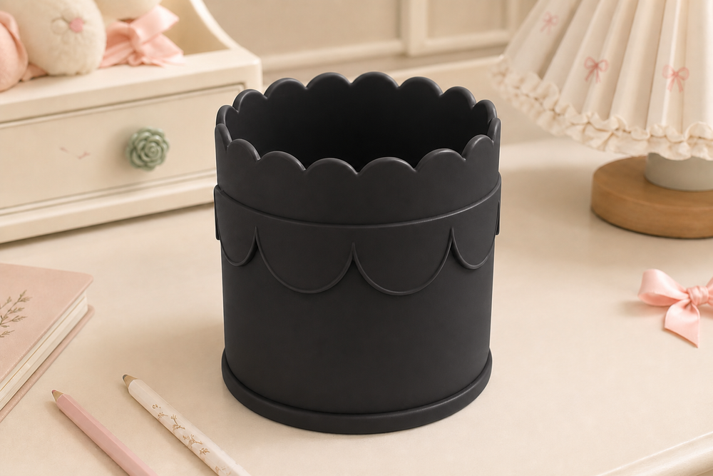 Scallop Pencil Brush Cup, Coquette Desk Organizer, Pastel Vanity Decor — Black color variant