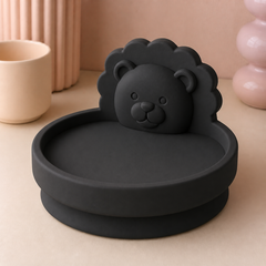 Black colorway scene