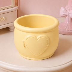 Yellow colorway scene