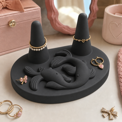 Black colorway scene