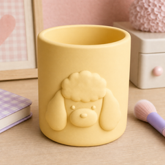 Yellow colorway scene