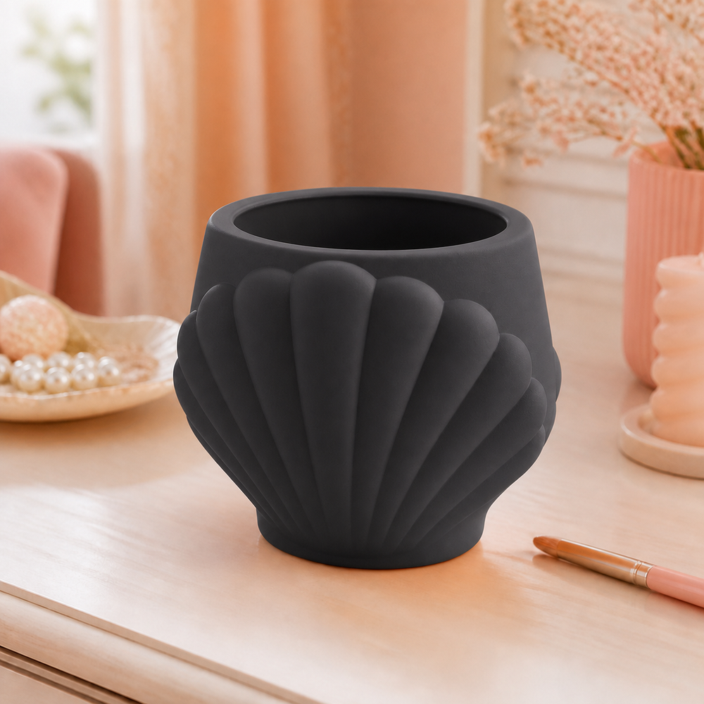 Seashell Makeup Brush Cup, Pastel Vanity Organizer — Black color variant