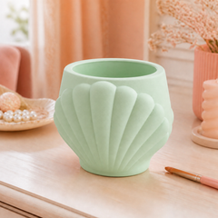 Green colorway scene