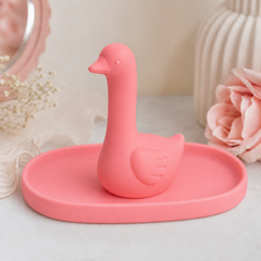 Silly Goose Ring Dish, Pastel Jewelry Tray — Red color variant