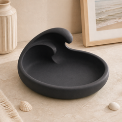 Black colorway scene