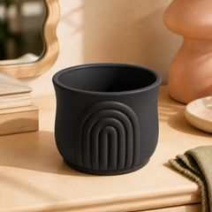 Black colorway scene